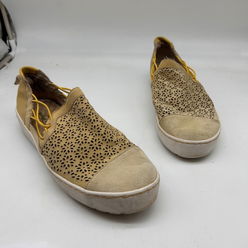 Jambu Erin Womens 8.5M Mustard Yellow Suede Laser Cut Slip On Sneakers